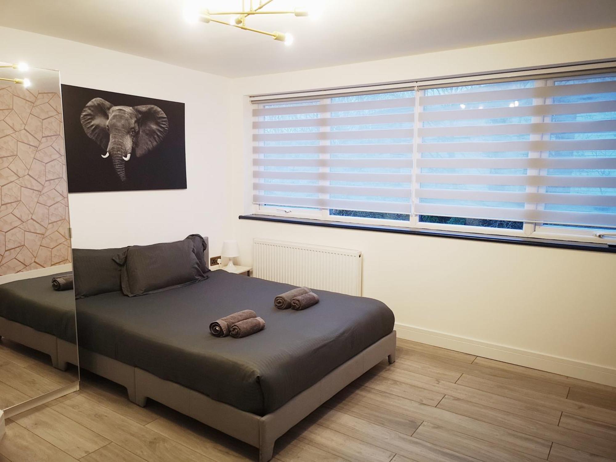 Apartment Stylish Minutes Away From Wembley