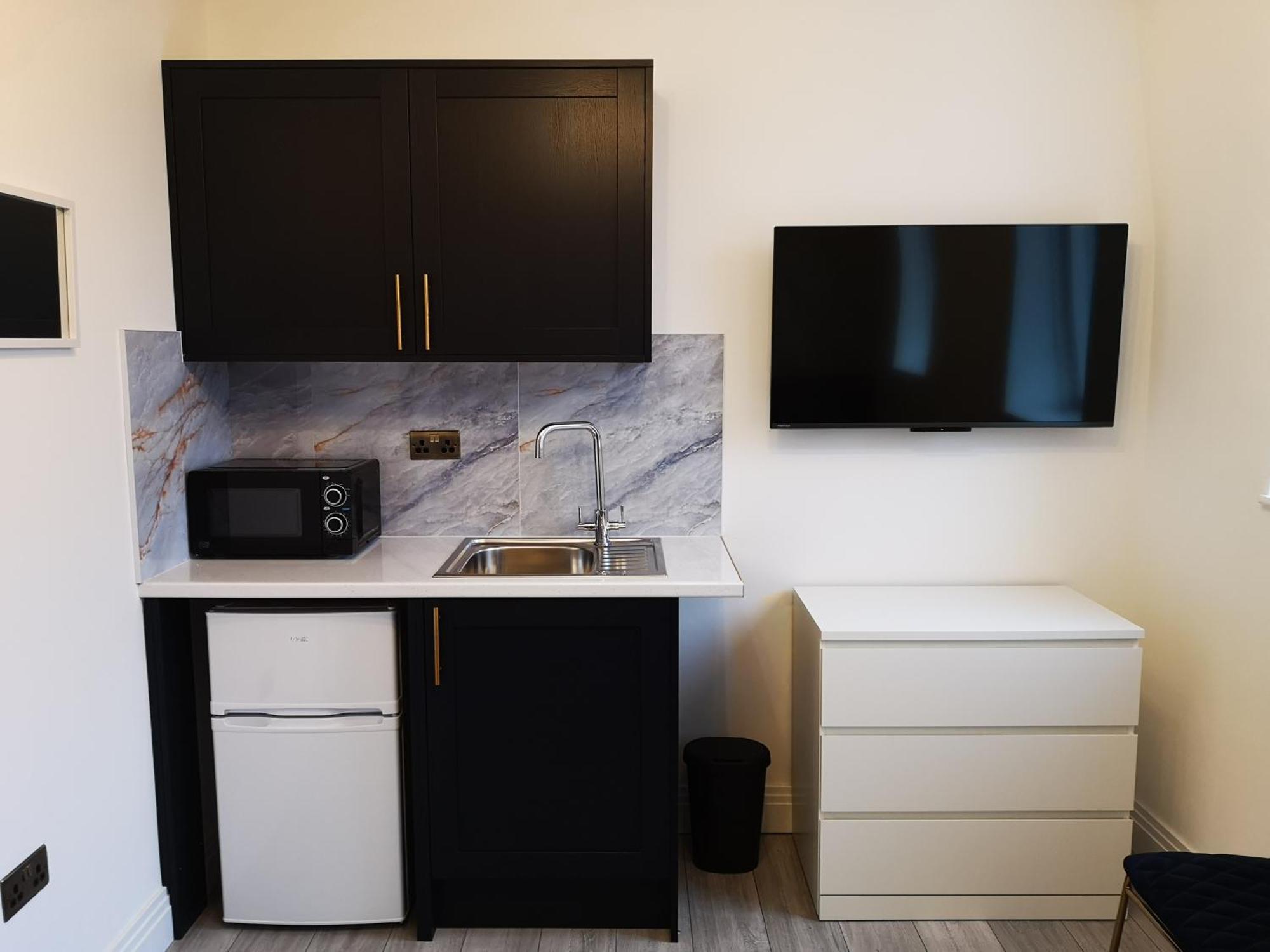 Apartment Stylish Minutes Away From Wembley *