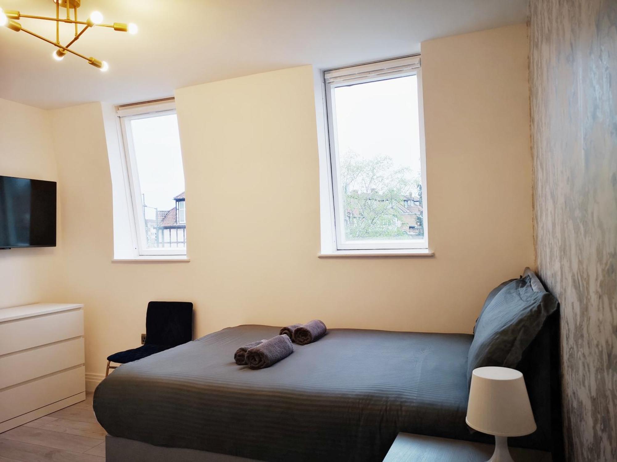 Apartment Stylish Minutes Away From Wembley *