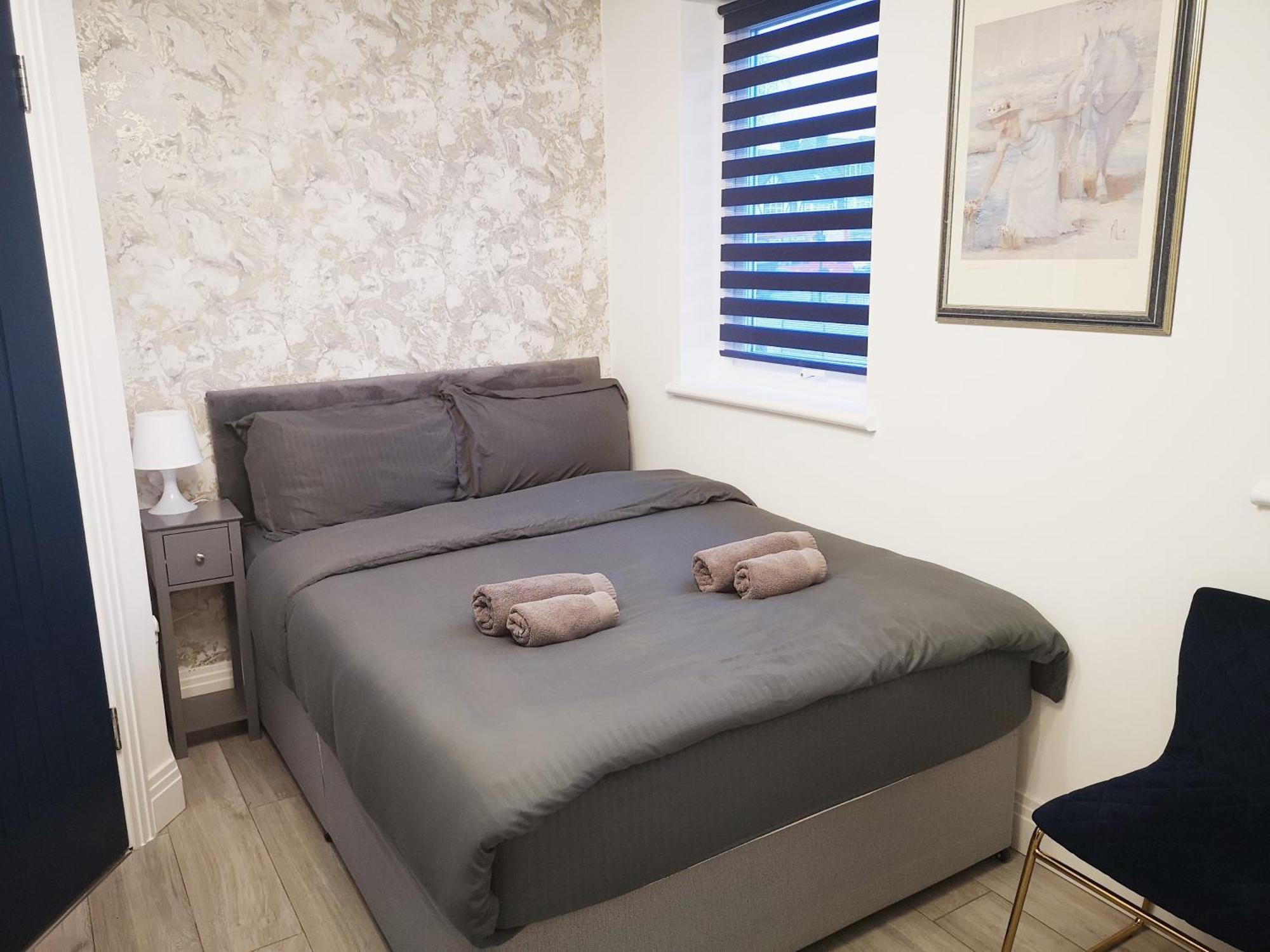 Stylish Minutes Away From Wembley Apartment *